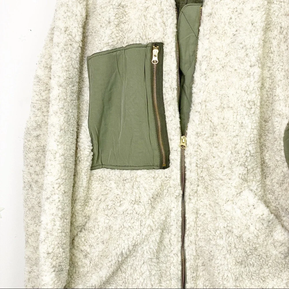 FREE People Large Riverton olive & cream Sherpa jacket